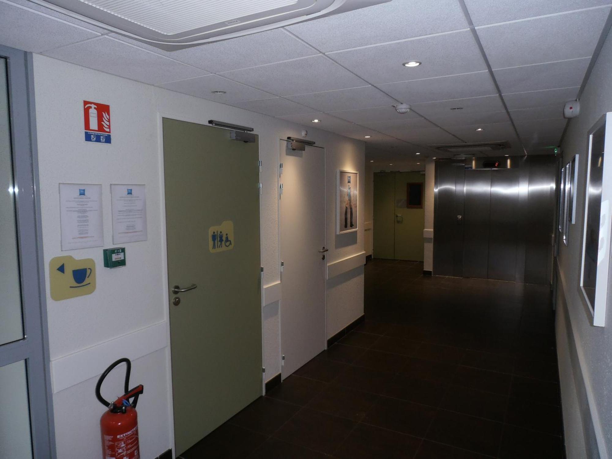 Ibis Budget Romorantin Exterior photo
