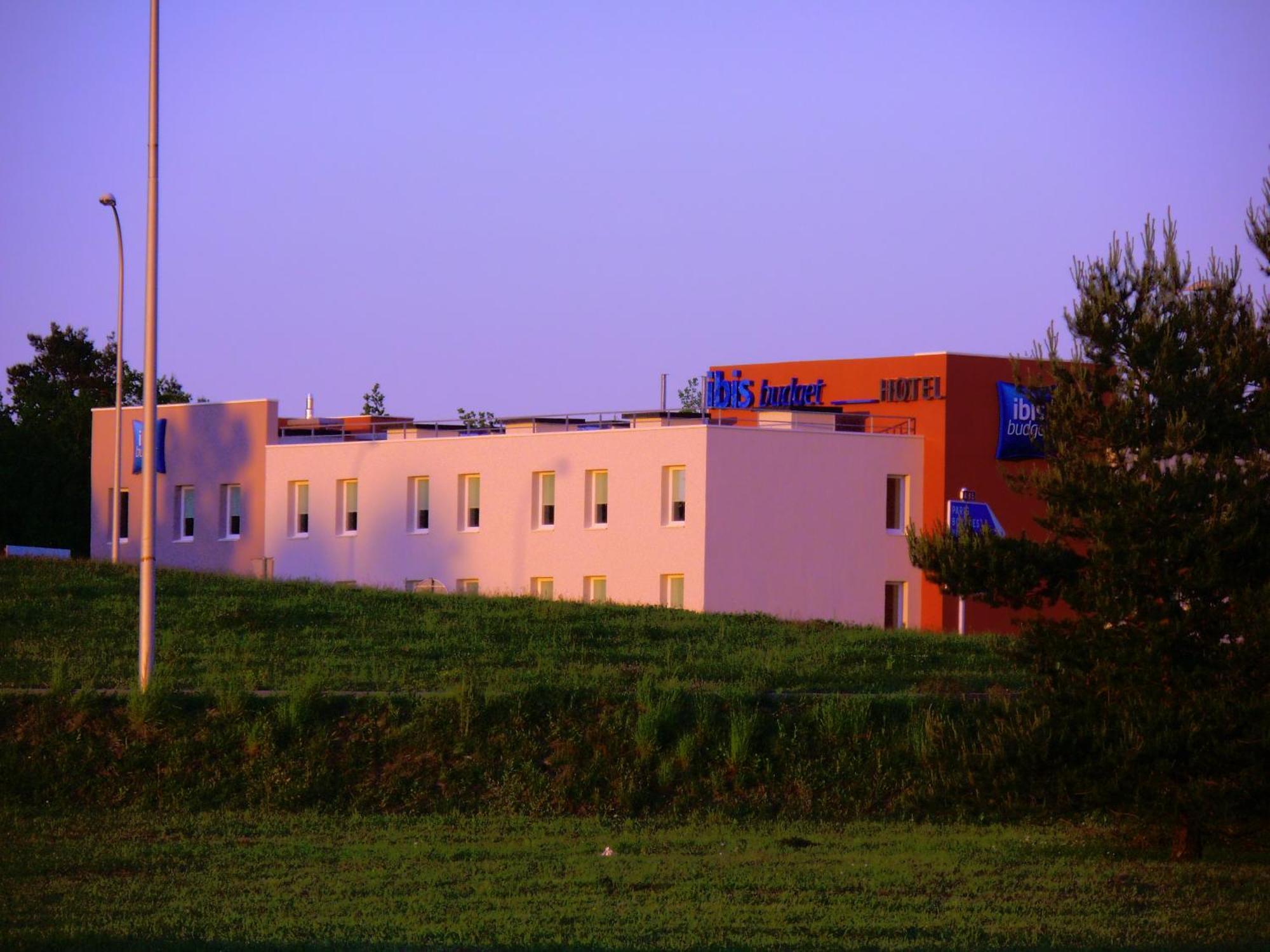 Ibis Budget Romorantin Exterior photo