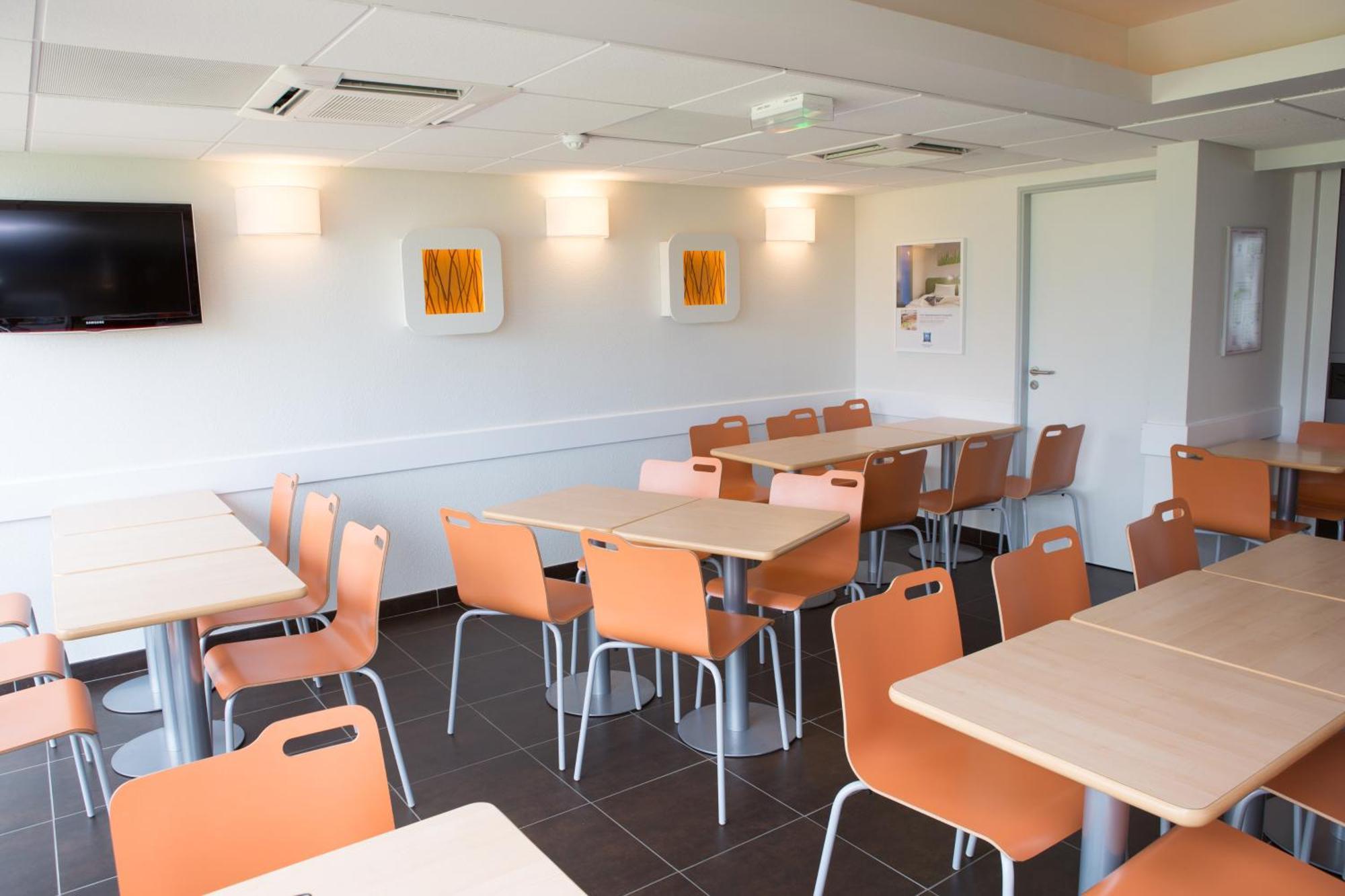 Ibis Budget Romorantin Exterior photo